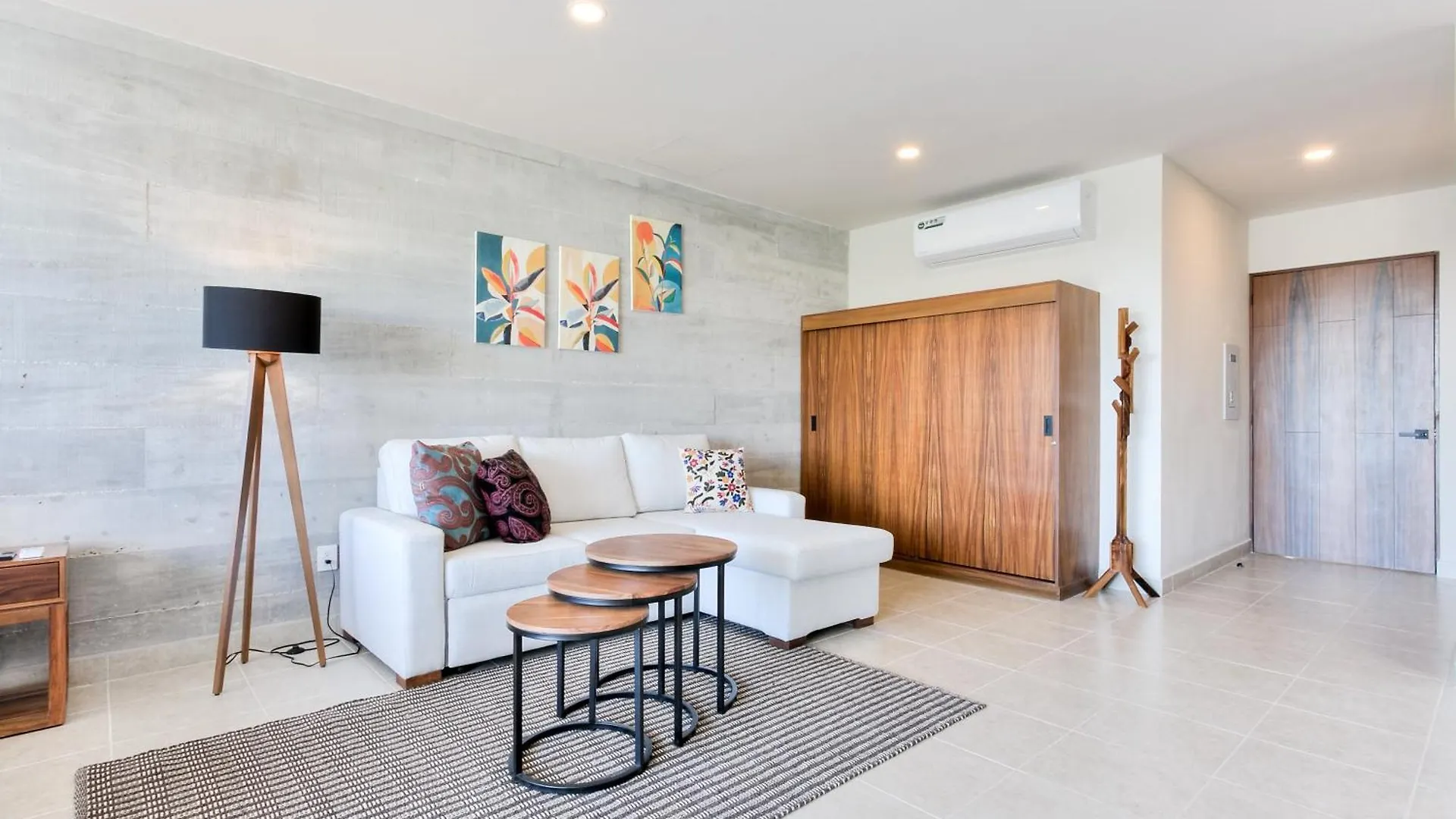 Centrally Located Apartment With Pool, Gym, Coworking And Wifi Cancún