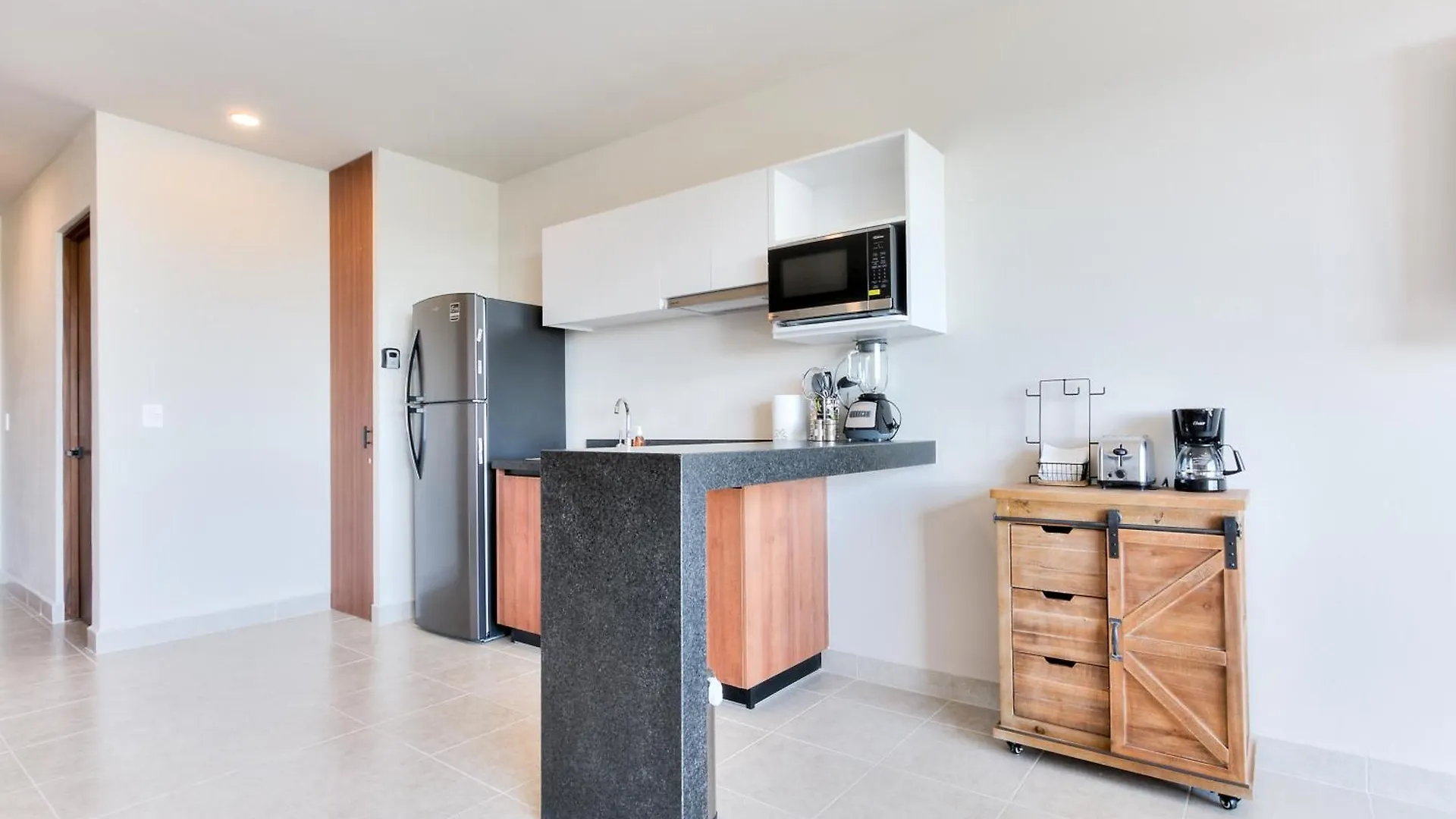 Centrally Located Apartment With Pool, Gym, Coworking And Wifi Cancún